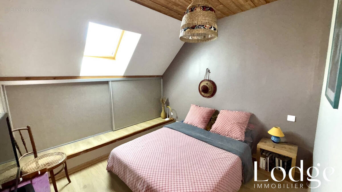 Appartement à PUY-SAINT-PIERRE