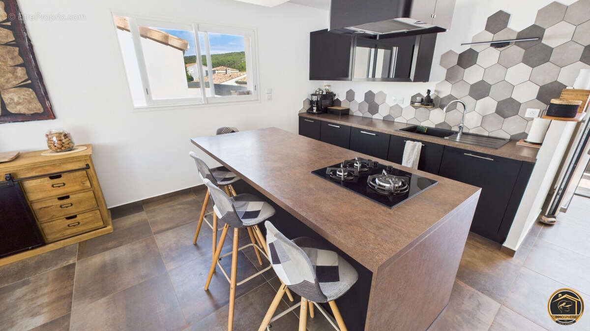 Maison à BIZE-MINERVOIS