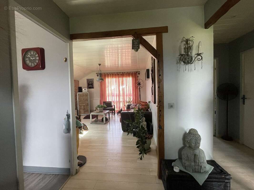 Appartement à MEYTHET