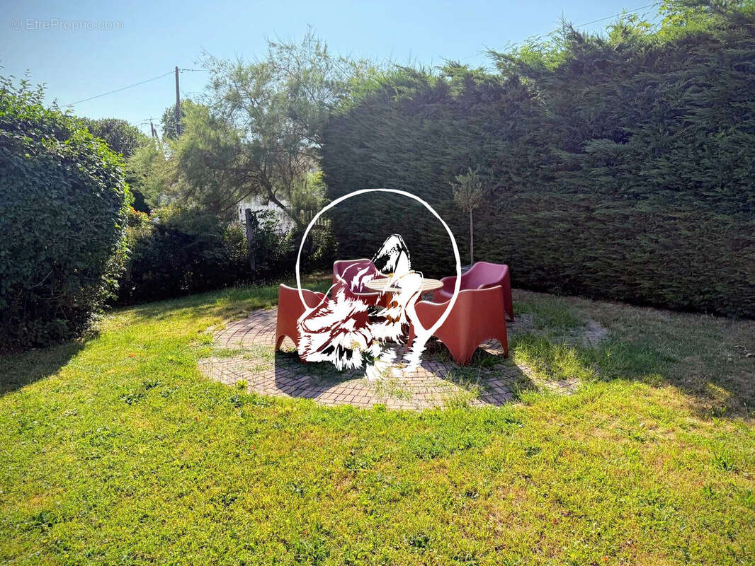 Maison à GROSTENQUIN