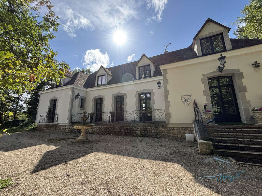 ext - Maison à VILLENEUVE-SUR-AUVERS