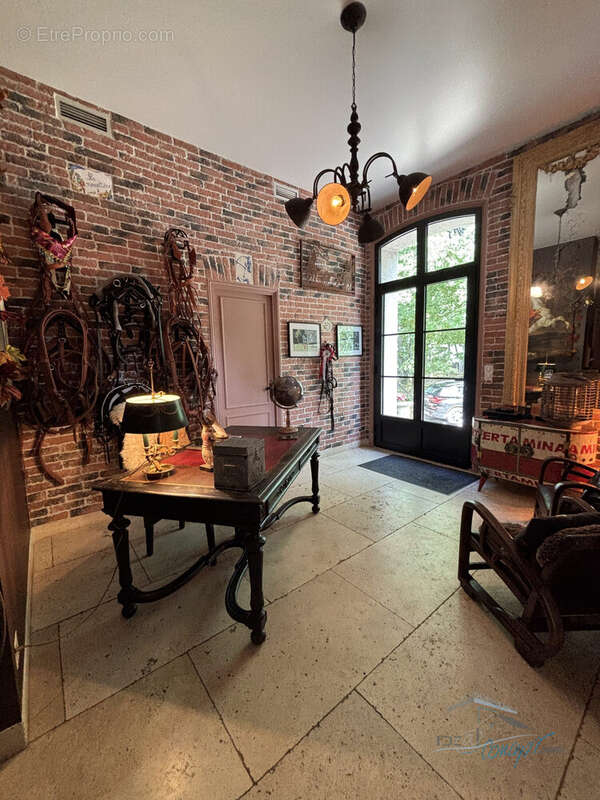 ok - Maison à VILLENEUVE-SUR-AUVERS