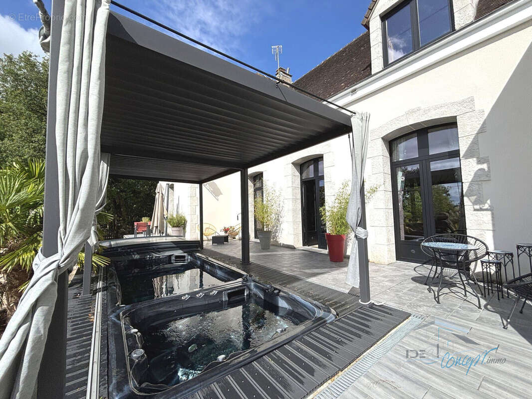 spa - Maison à VILLENEUVE-SUR-AUVERS