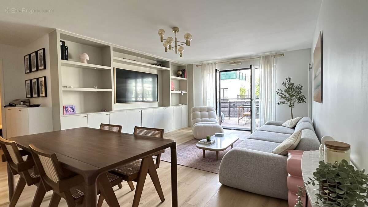 Appartement à SURESNES