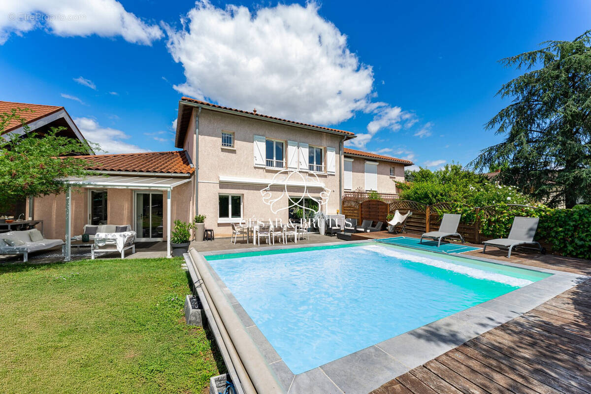 Maison à CALUIRE-ET-CUIRE