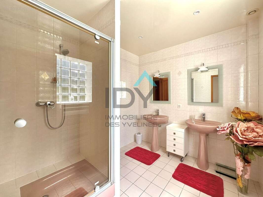 Maison à SAINT-GERMAIN-EN-LAYE