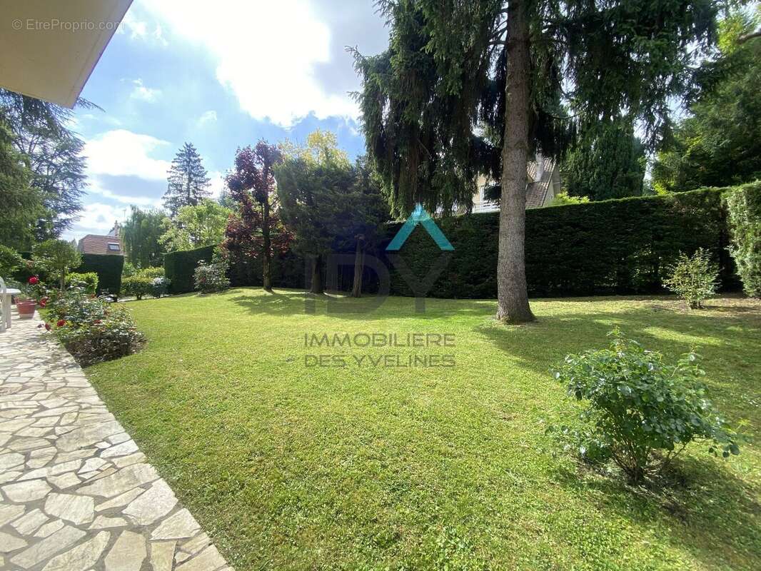 Maison à SAINT-GERMAIN-EN-LAYE