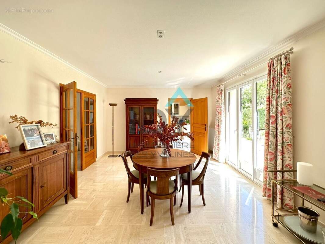 Maison à SAINT-GERMAIN-EN-LAYE