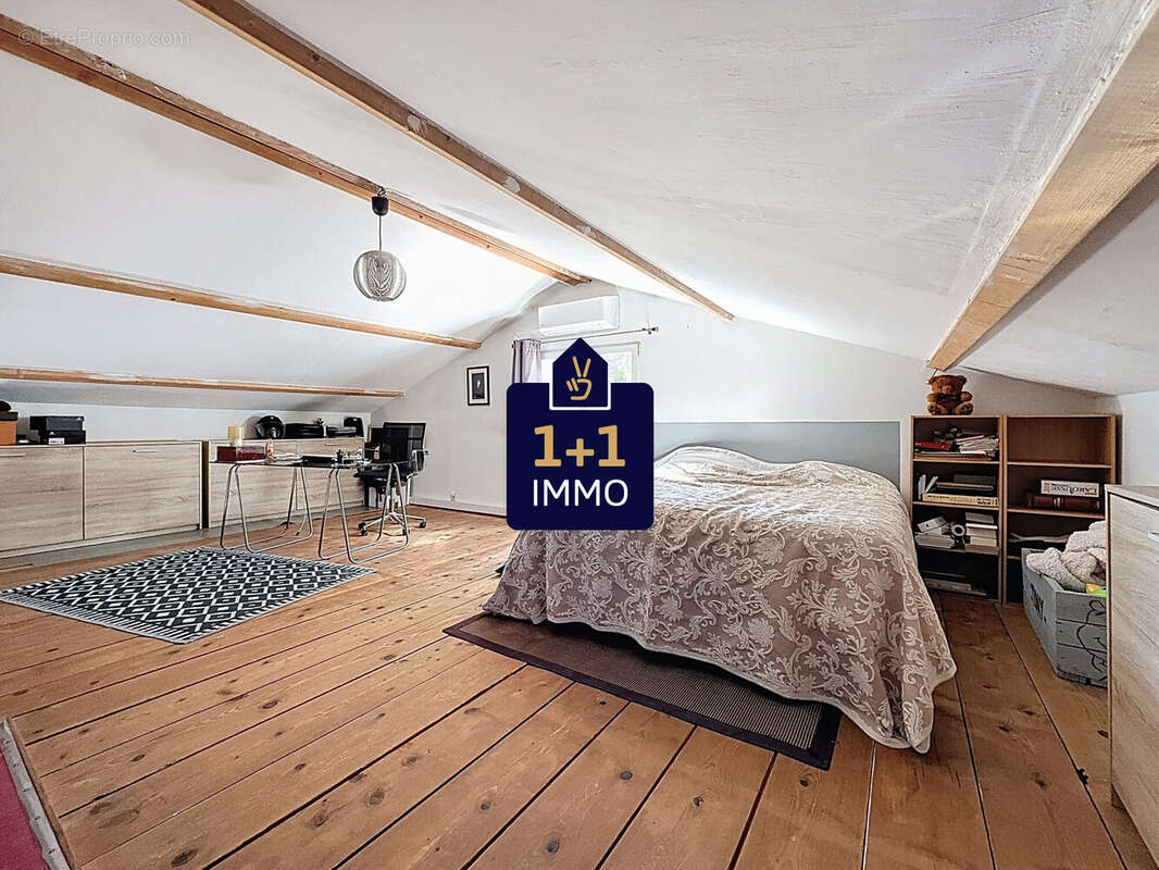 Maison à ROQUEBRUNE-SUR-ARGENS