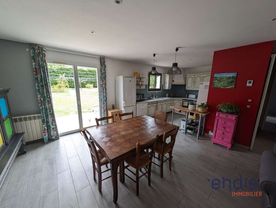 Maison à LABASTIDE-BEAUVOIR