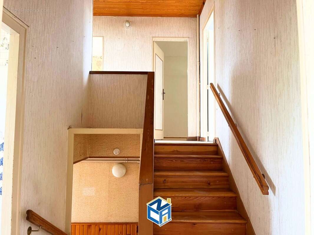 Maison à PORT-DE-PILES