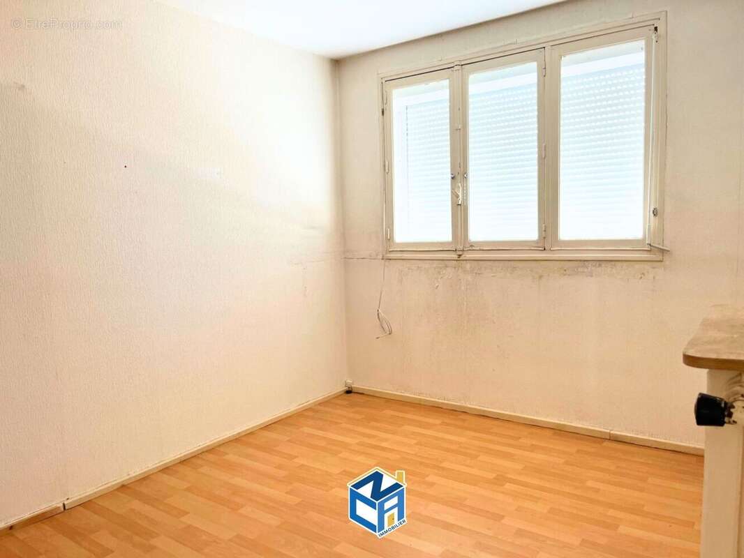 Maison à PORT-DE-PILES