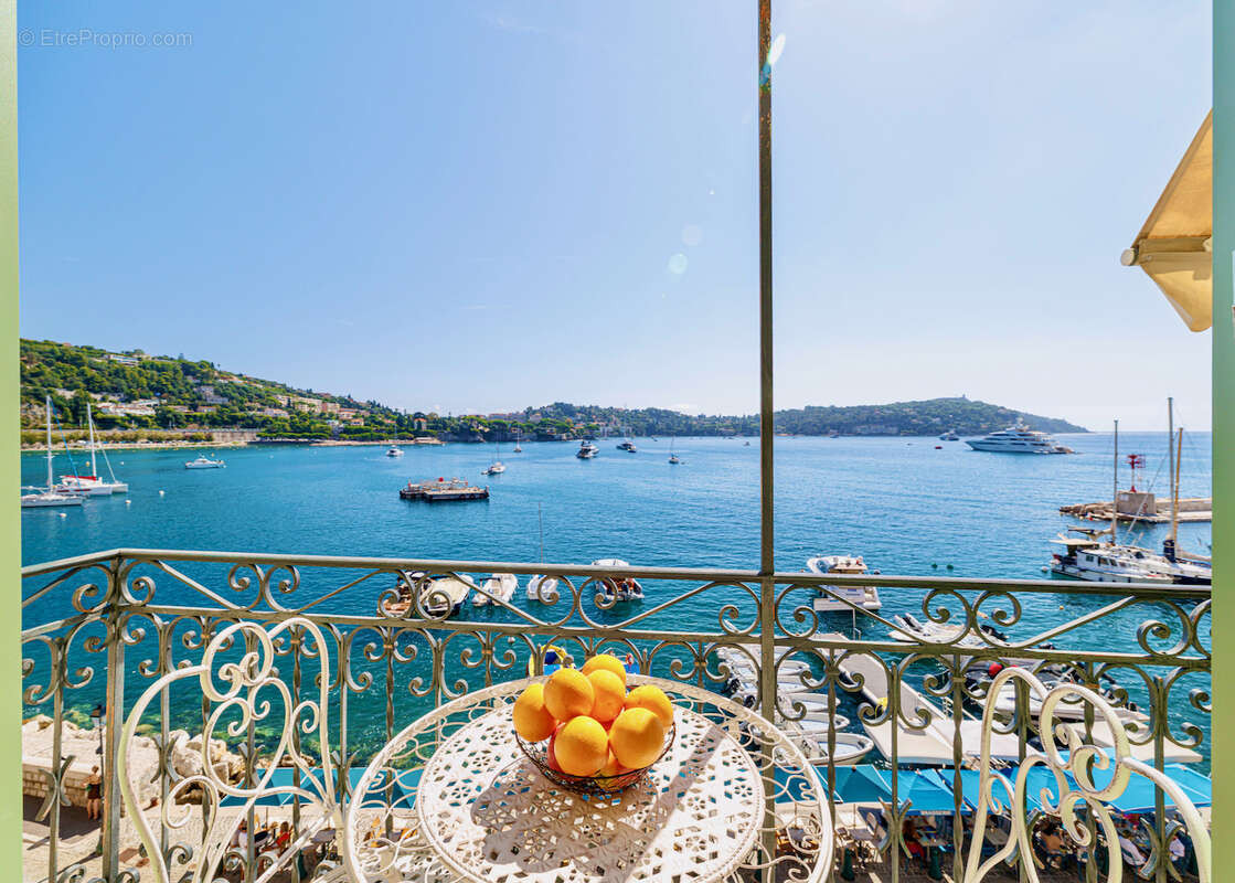 Appartement à VILLEFRANCHE-SUR-MER
