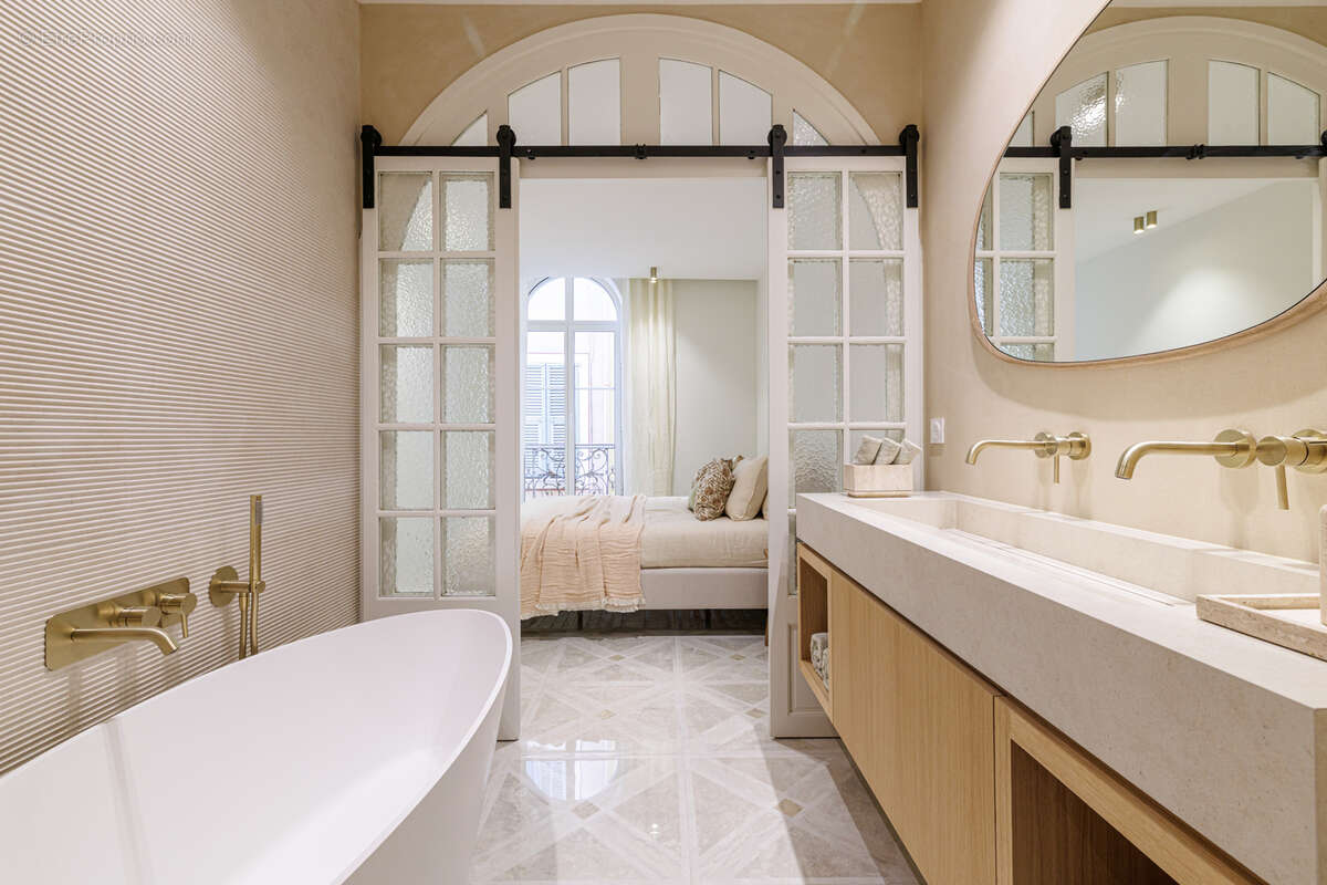 Appartement à VILLEFRANCHE-SUR-MER