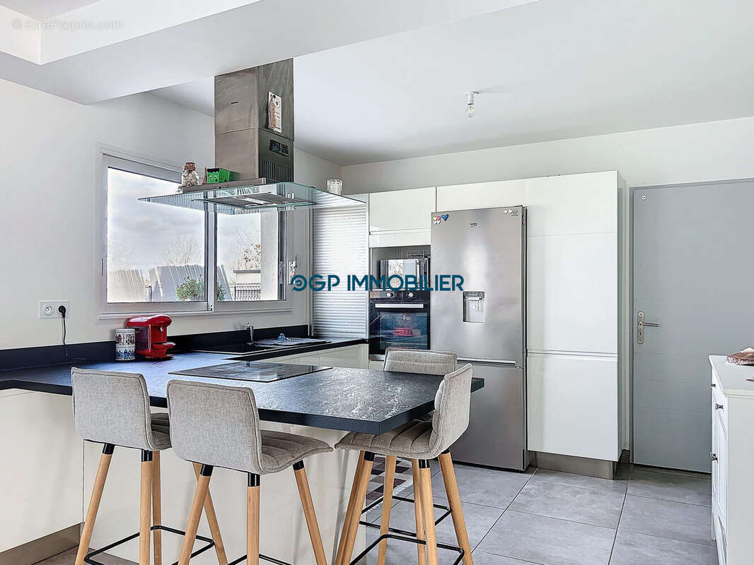 Maison à SAINT-SULPICE