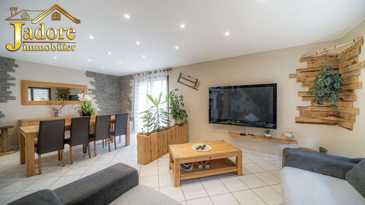 Maison à RAON-L&#039;ETAPE