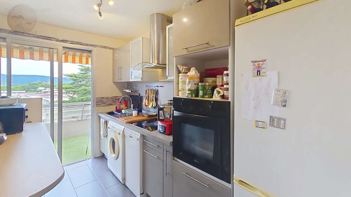 Appartement à LE CANNET