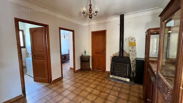 Maison à SAINT-LAURENT-DU-VAR