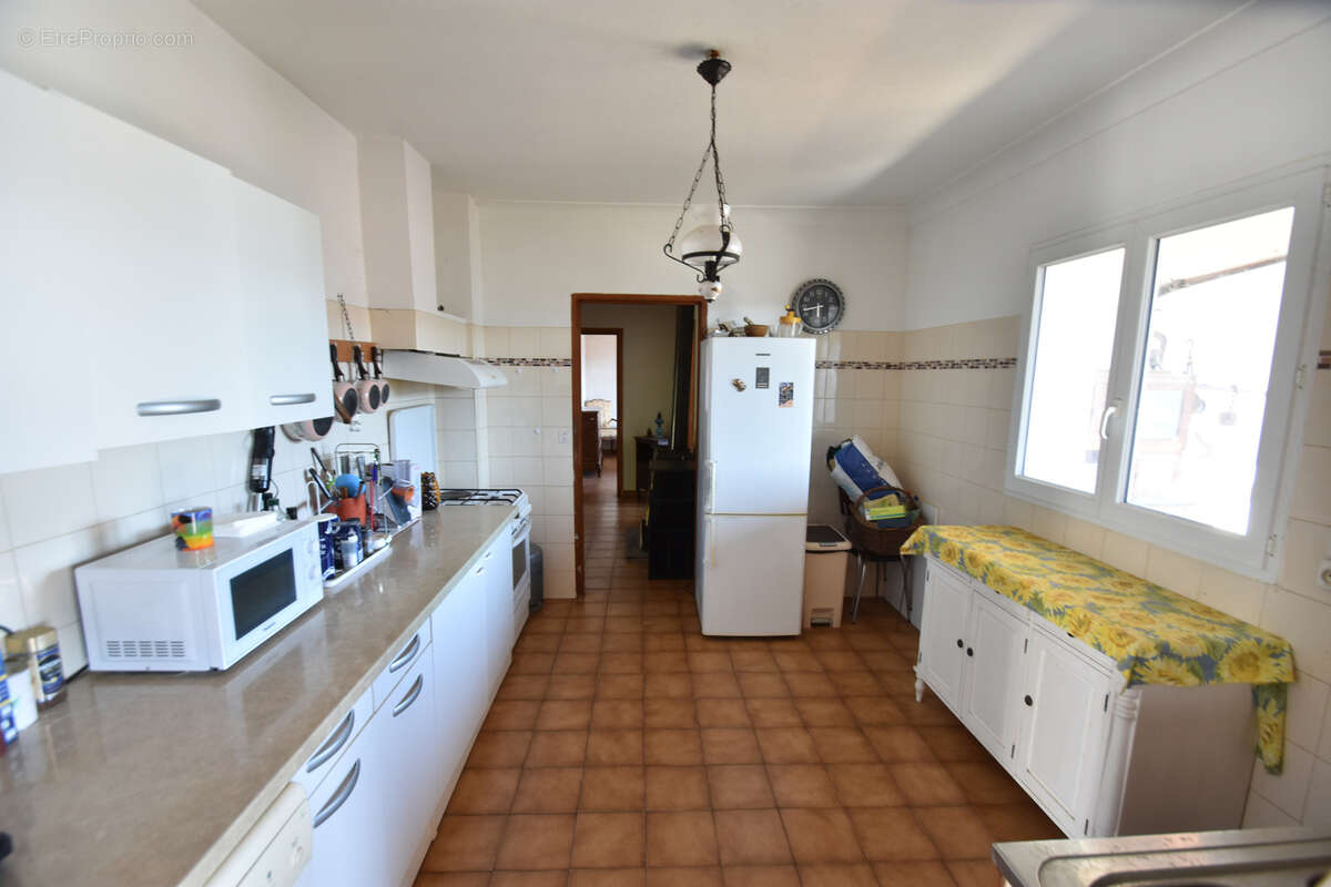 Maison à SAINT-LAURENT-DU-VAR