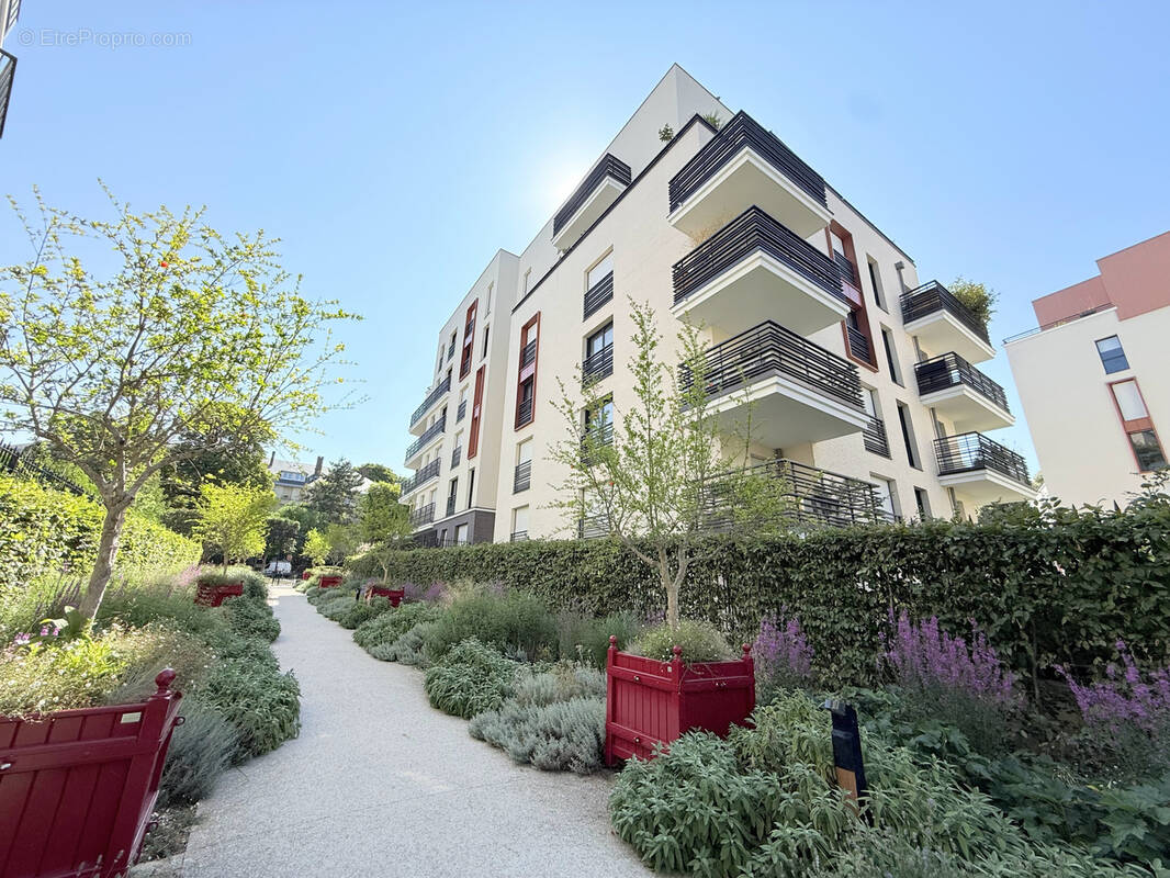 Appartement à RUEIL-MALMAISON