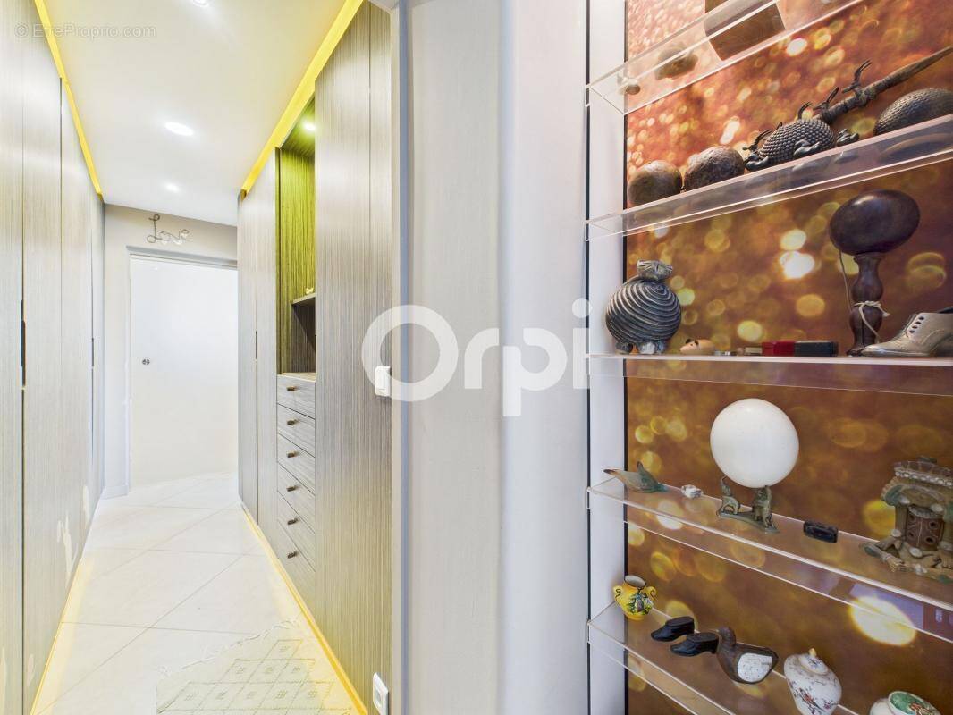 Maison à MANDELIEU-LA-NAPOULE