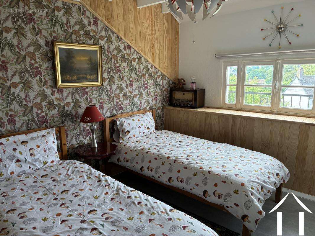 Maison à MONT-ET-MARRE