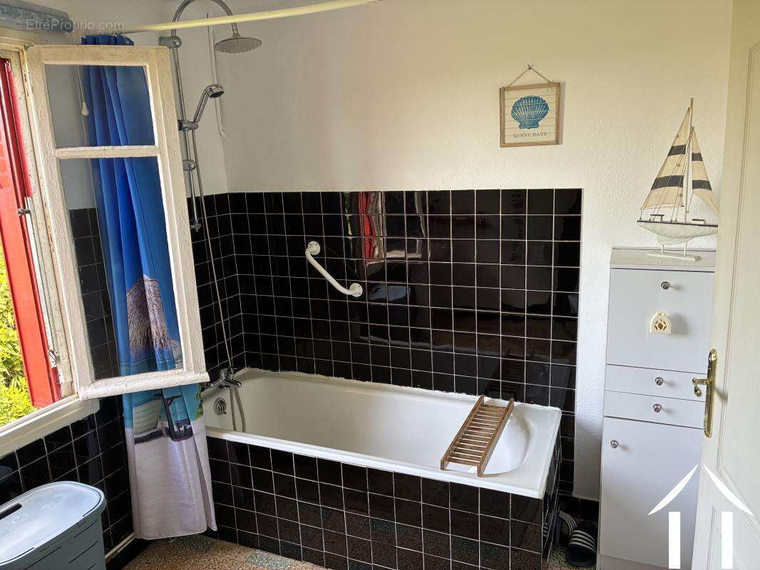 Maison à MONT-ET-MARRE