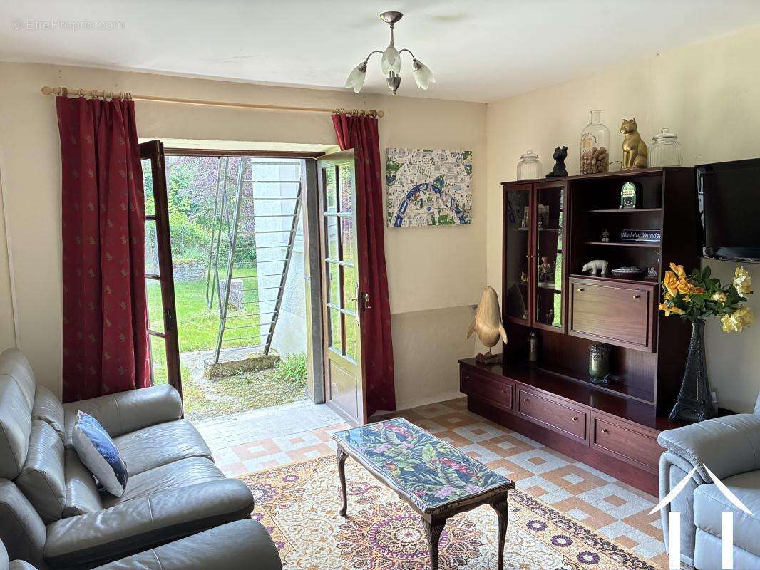 Maison à MONT-ET-MARRE