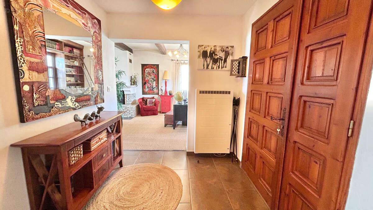 Maison à VILLENEUVE-DE-LA-RAHO