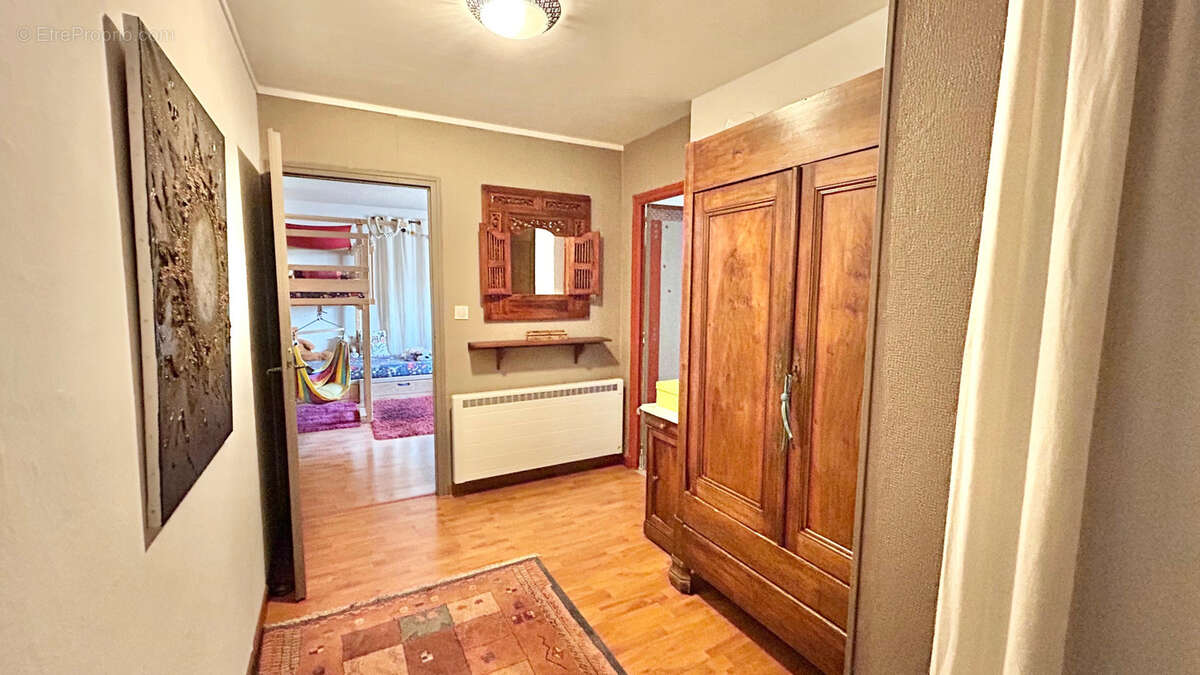 Maison à VILLENEUVE-DE-LA-RAHO