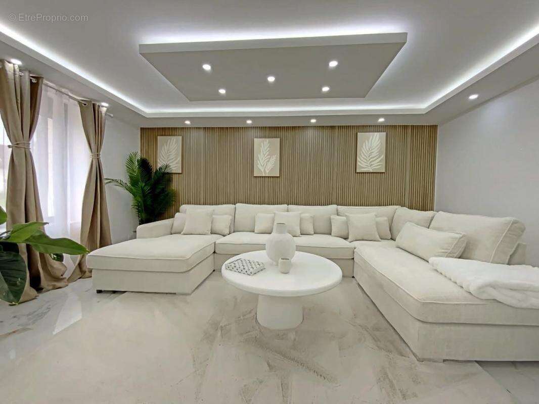 Maison à LA VERNELLE