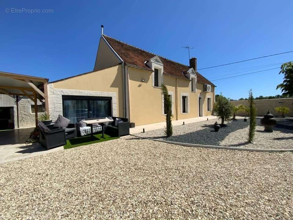 Maison à LA VERNELLE