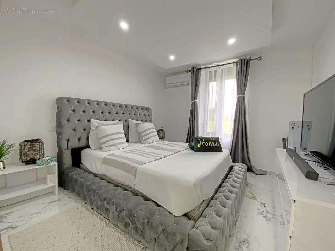 Maison à LA VERNELLE