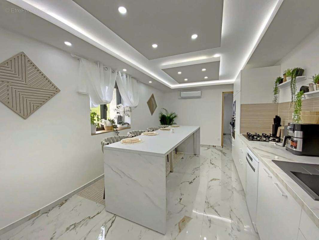 Maison à LA VERNELLE