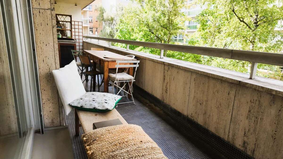 Appartement à PARIS-15E