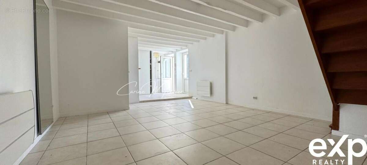 Appartement à LE TREMBLAY-SUR-MAULDRE