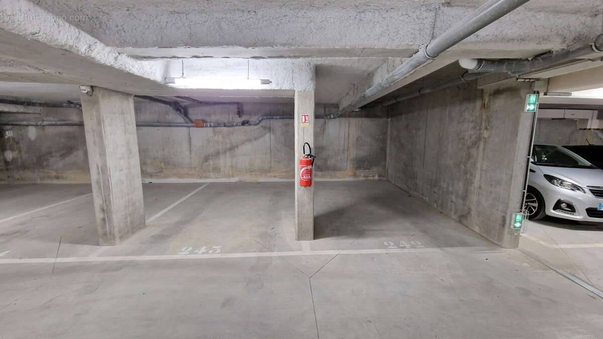 Appartement à MARLY-LA-VILLE