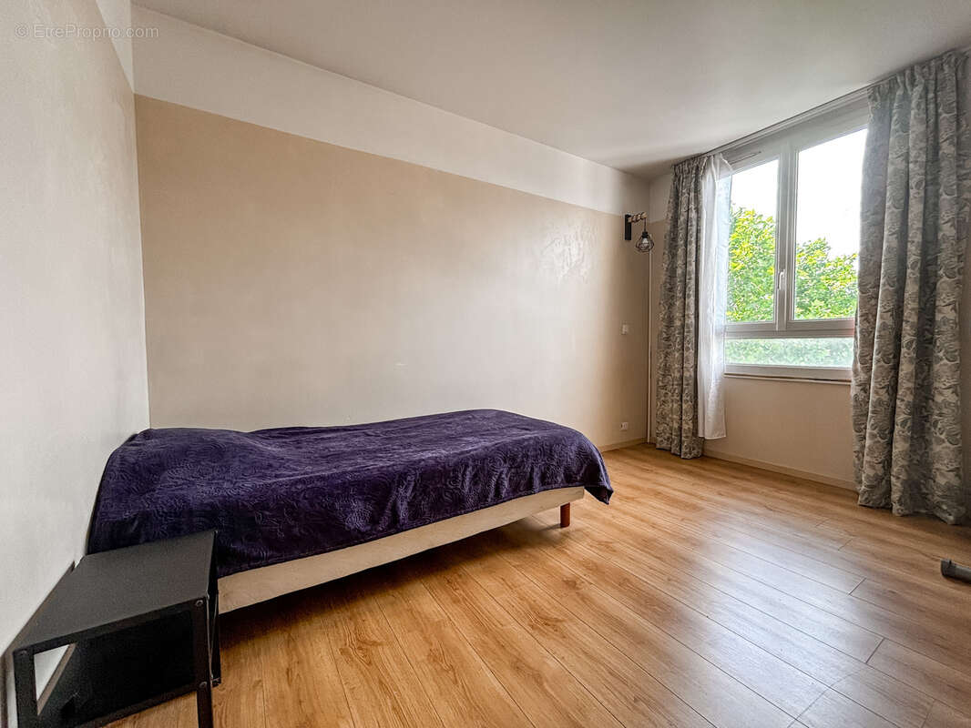 Appartement à SARTROUVILLE
