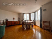 Appartement à SARTROUVILLE