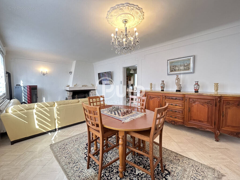 Maison à REBREUVE-RANCHICOURT