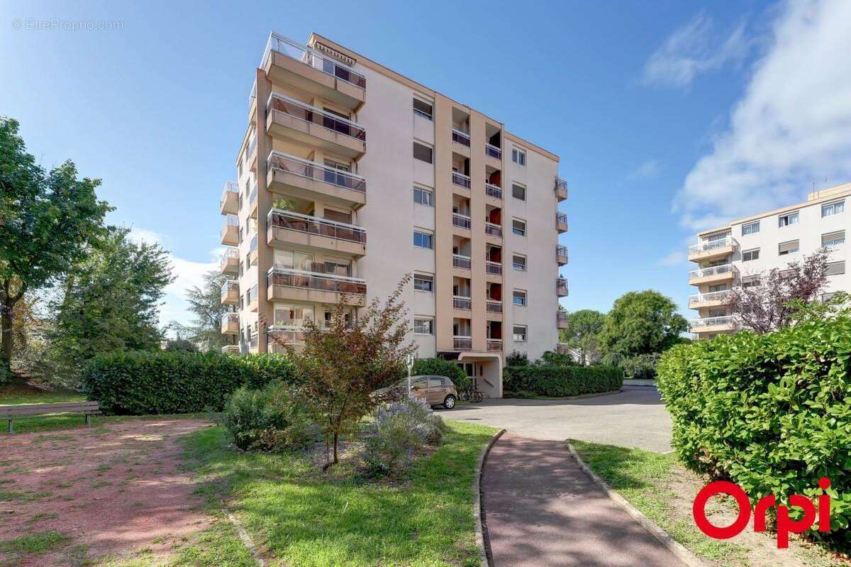 Appartement à CALUIRE-ET-CUIRE