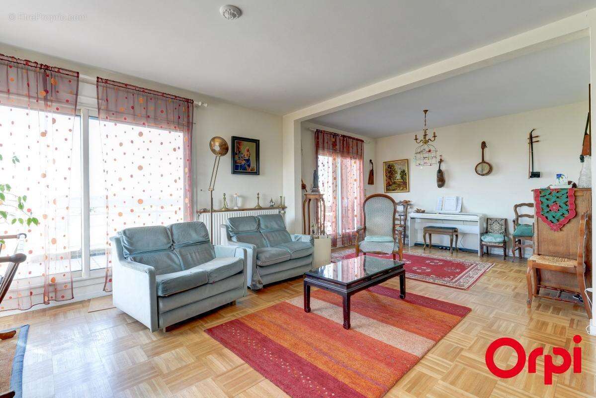 Appartement à CALUIRE-ET-CUIRE