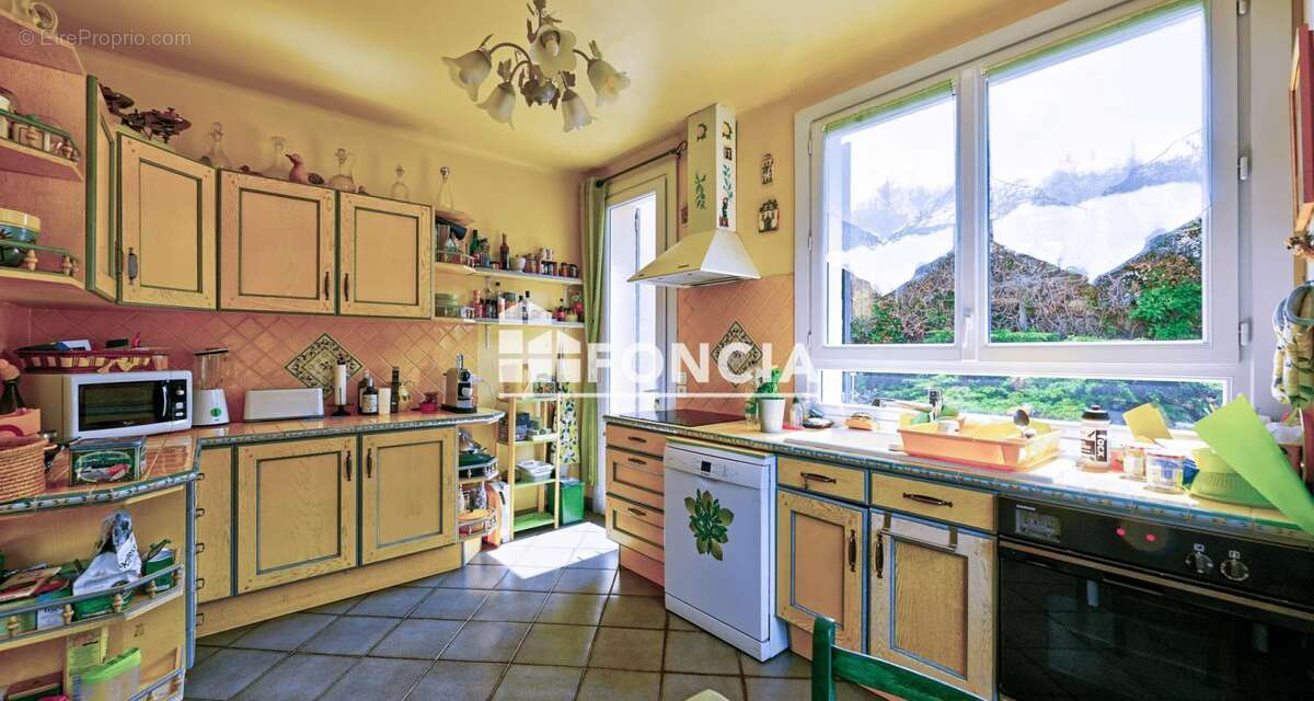 Maison à SAINT-LEGER-EN-YVELINES