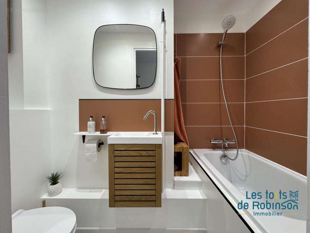 Appartement à LE PLESSIS-ROBINSON