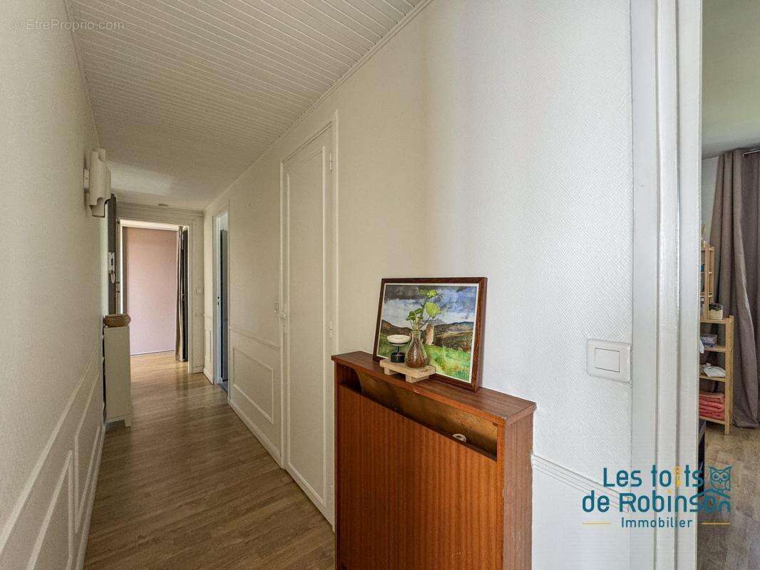 Appartement à LE PLESSIS-ROBINSON