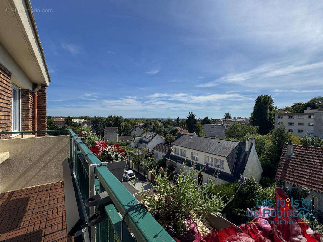 Appartement à LE PLESSIS-ROBINSON