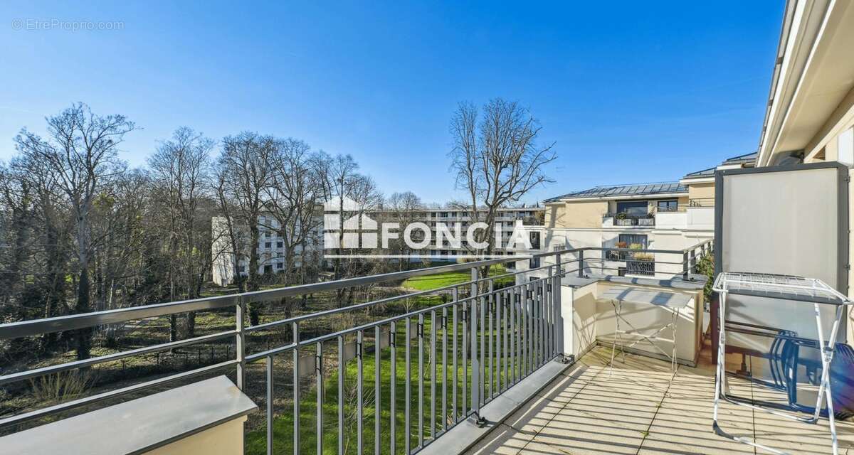 Appartement à CHATENAY-MALABRY