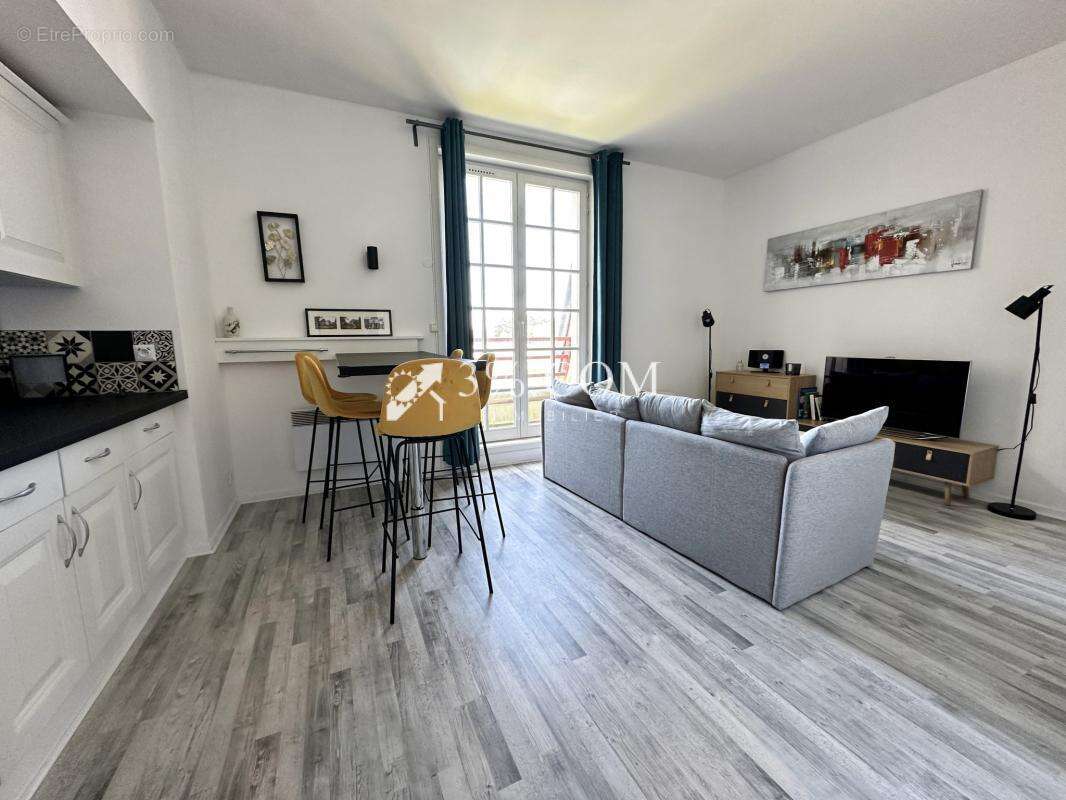 Appartement à NESLES