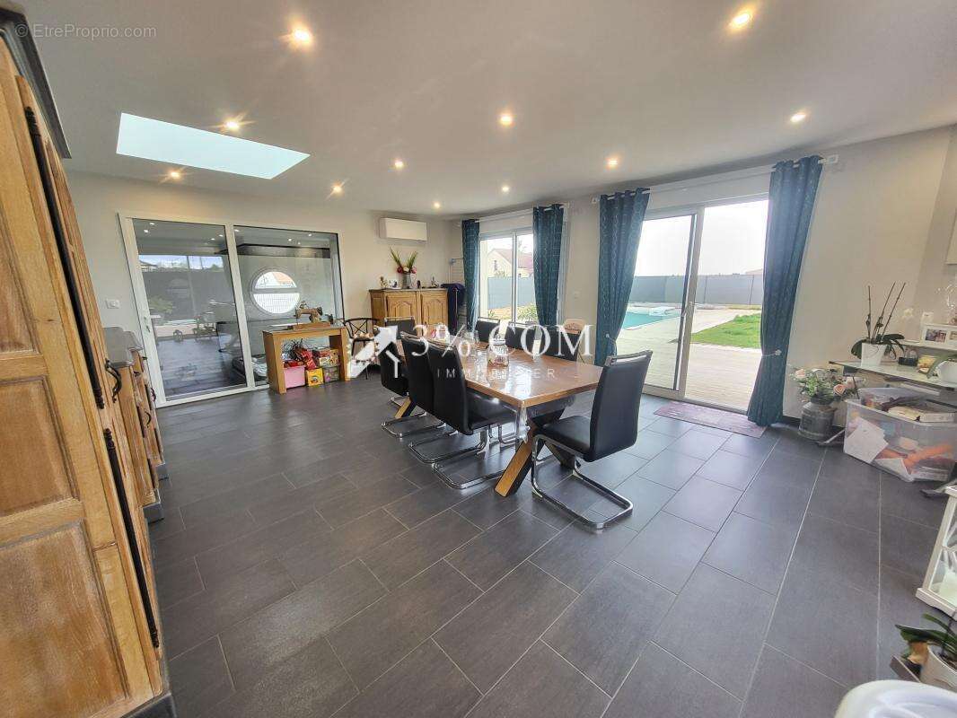 Maison à BLAINVILLE-SUR-L&#039;EAU