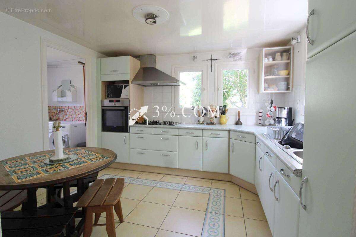 Maison à LOCOAL-MENDON